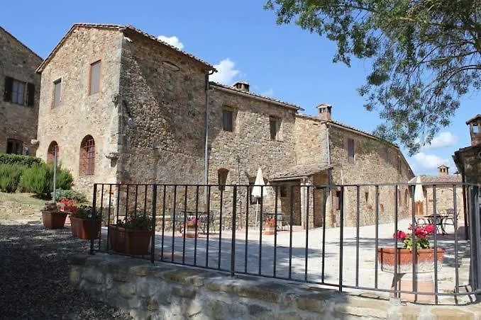 Vakantieboerderij Agriturismo Il Torrione Lecchi Italië
